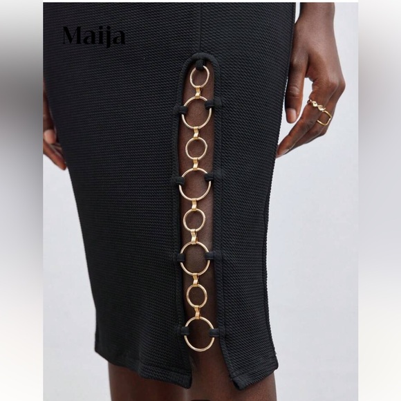 Maija Women's Metallic Ring Decorated slit skirt black Sz 8/10 (L) - Picture 2 of 6